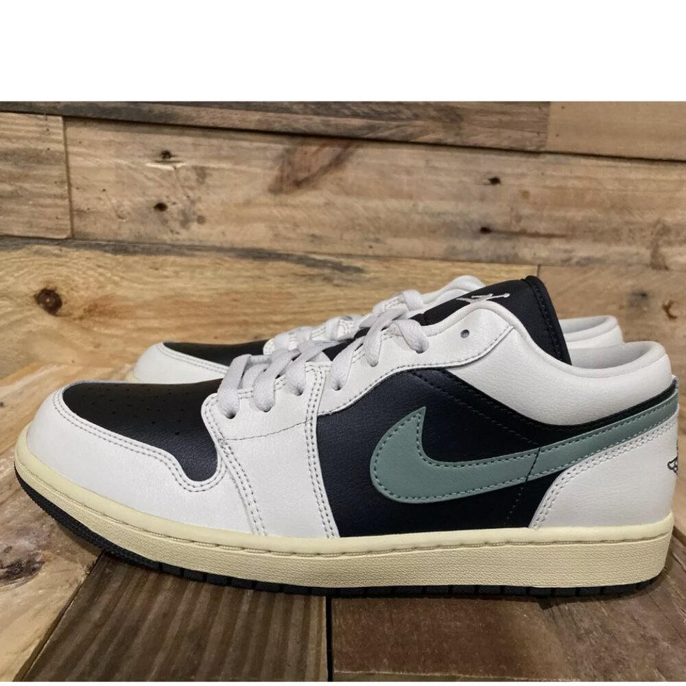 New Women's 9 / Men's 7.5 Nike Air Jordan 1 Low Jade Smoke w/ BOX